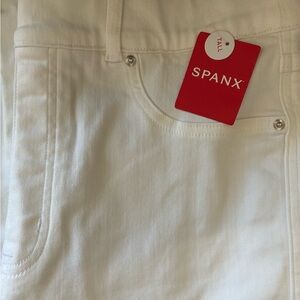 NWT SPANXshape™ Original EveryWear
Flare Jeans White, Medium